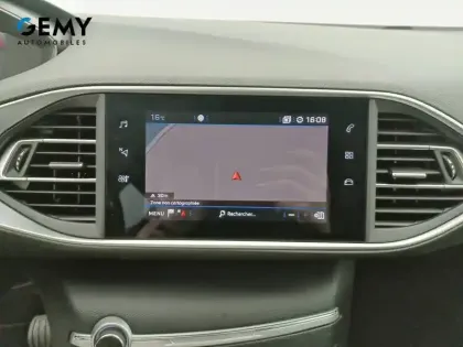 Photo 37 Peugeot 308  BlueHDi 100ch S&S BVM6