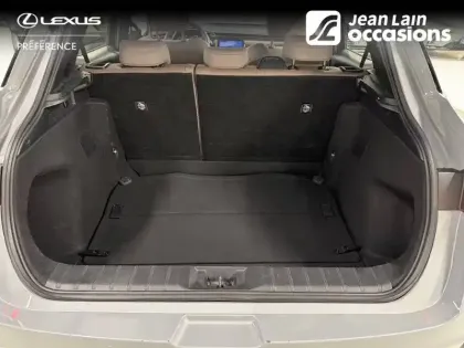 Photo 9 Lexus Lbx  2WD