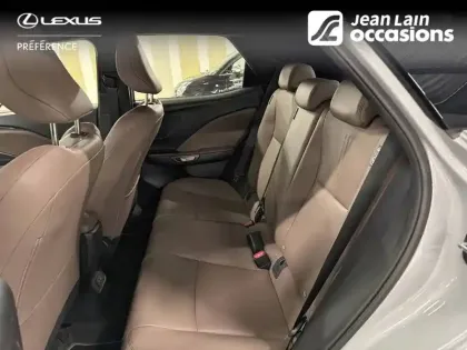 Photo 16 Lexus Lbx  2WD