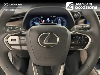 Photo 11 Lexus Lbx  2WD