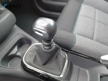 Photo 16 Citroën C4 Cactus  PureTech 130 S&S BVM6