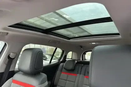 Photo 23 Citroën C5 aircross  PureTech 130 S&S BVM6