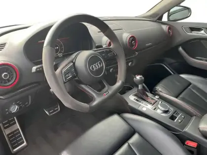 Photo 14 Audi RS3  Sportback 2.5 TFSI 400 S tronic 7 Quattro