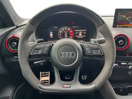 Photo 15 Audi RS3  Sportback 2.5 TFSI 400 S tronic 7 Quattro