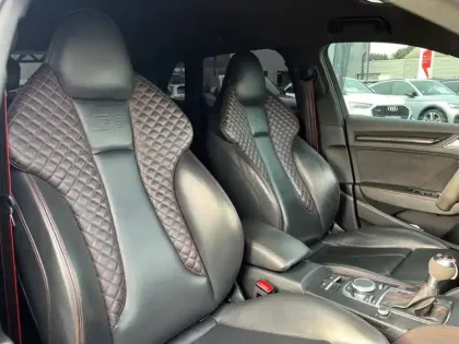 Photo 29 Audi RS3  Sportback 2.5 TFSI 400 S tronic 7 Quattro