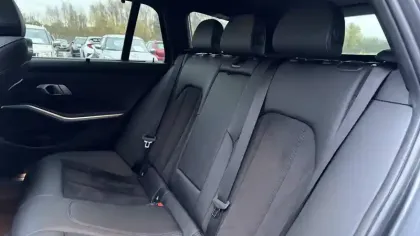 Photo 6 BMW Serie 3 Touring 330e 292 ch BVA8