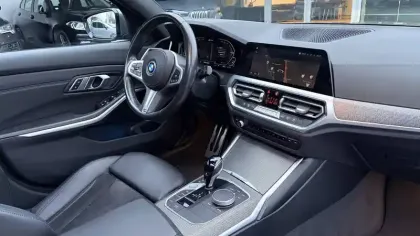 Photo 11 BMW Serie 3 Touring 330e 292 ch BVA8