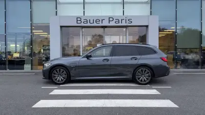 Photo 2 BMW Serie 3 Touring 330e 292 ch BVA8