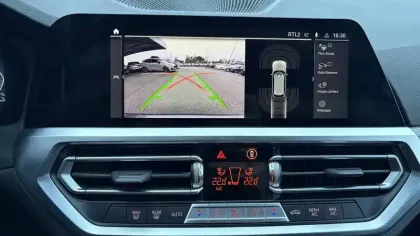 Photo 22 BMW Serie 3 Touring 330e 292 ch BVA8