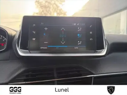 Photo 16 Peugeot 2008  PureTech 130 S&S BVM6