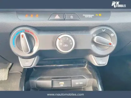 Photo 13 Kia Stonic  1.0 T-GDi 100 ch BVM6