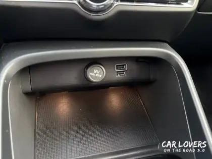 Photo 24 Volvo Xc40  T5 Recharge 180+82 ch DCT7