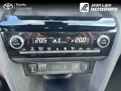 Photo 13 Toyota Yaris  Cross Hybride 116h 2WD