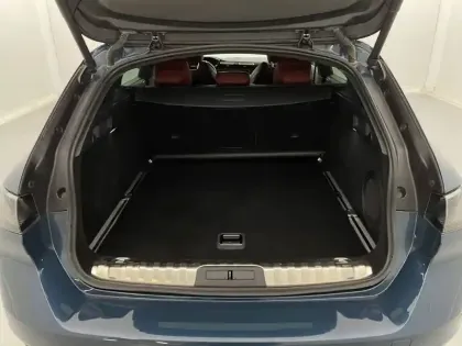 Photo 12 Peugeot 508  SW Hybrid 225 e-EAT8