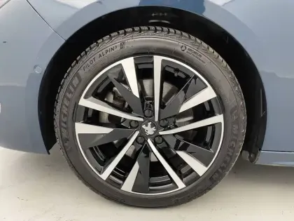 Photo 16 Peugeot 508  SW Hybrid 225 e-EAT8