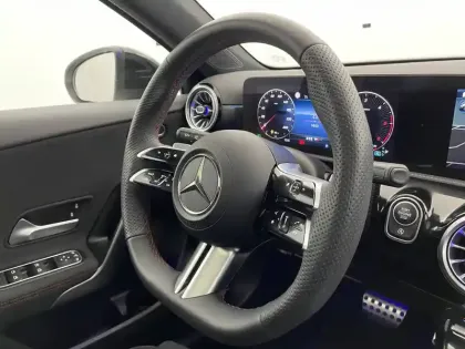 Photo 64 Mercedes Classe A  200 d 8G-DCT