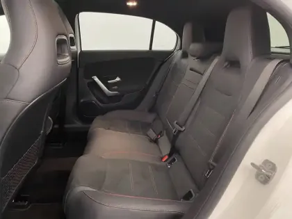 Photo 48 Mercedes Classe A  200 d 8G-DCT