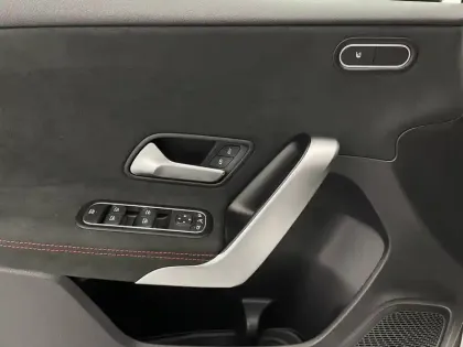 Photo 57 Mercedes Classe A  200 d 8G-DCT