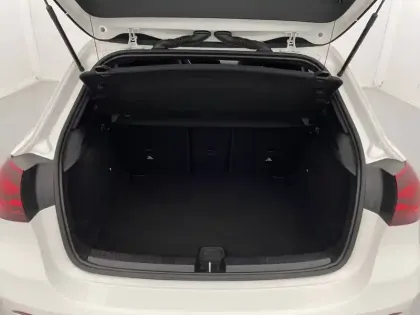 Photo 13 Mercedes Classe A  200 d 8G-DCT