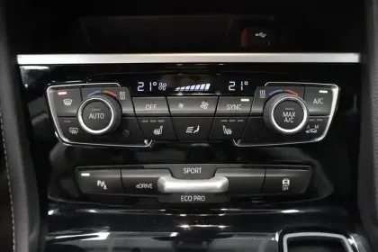 Photo 18 BMW Serie 2 Active Tourer 225xe iPerformance 224 ch BVA6