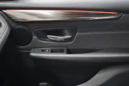 Photo 16 BMW Serie 2 Active Tourer 225xe iPerformance 224 ch BVA6