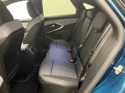 Photo 19 Peugeot 3008  Electrique 210 ch 73 kWh