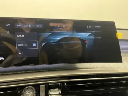 Photo 36 Peugeot 3008  Electrique 210 ch 73 kWh