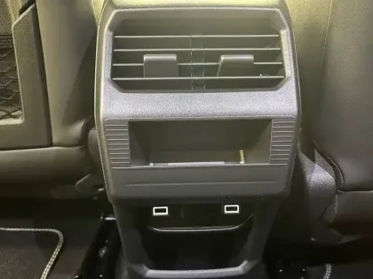 Photo 20 Peugeot 3008  Electrique 210 ch 73 kWh