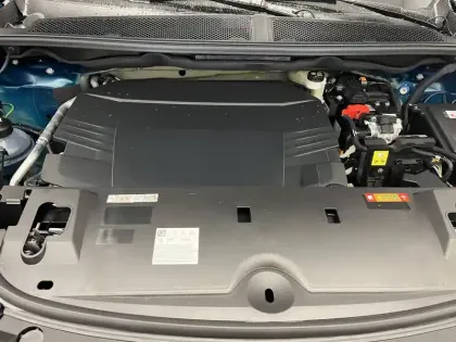 Photo 53 Peugeot 3008  Electrique 210 ch 73 kWh