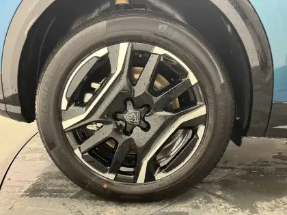 Photo 12 Peugeot 3008  Electrique 210 ch 73 kWh