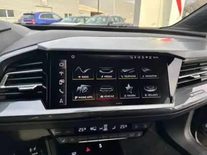 Photo 17 Audi Q4  e-tron Sportback 45 285 ch 82 kWh