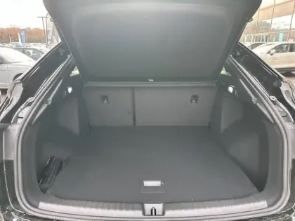 Photo 12 Audi Q4  e-tron Sportback 45 285 ch 82 kWh