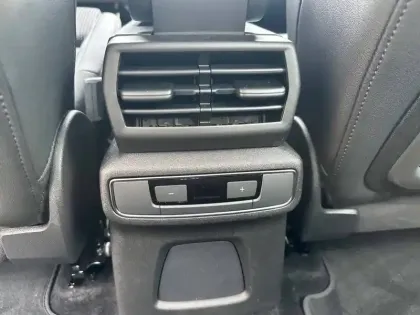 Photo 21 Audi Q4  e-tron Sportback 45 285 ch 82 kWh