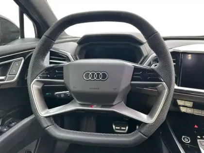 Photo 15 Audi Q4  e-tron Sportback 45 285 ch 82 kWh