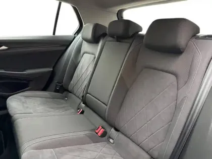 Photo 13 Volkswagen Golf  1.4 Hybrid Rechargeable OPF 204 DSG6