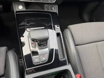 Photo 18 Audi Q5  Sportback 55 TFSIe 367 S tronic 7 Quattro