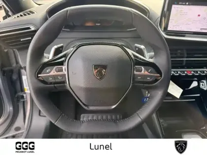 Photo 12 Peugeot 2008  PureTech 130 S&S EAT8