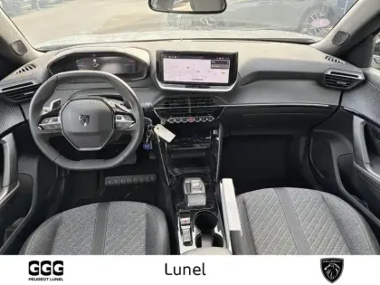 Photo 7 Peugeot 2008  PureTech 130 S&S EAT8