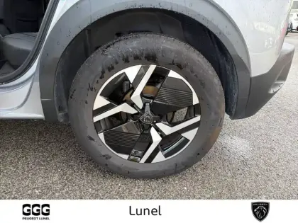 Photo 10 Peugeot 2008  PureTech 130 S&S EAT8