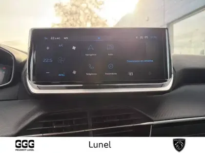 Photo 15 Peugeot 2008  PureTech 130 S&S EAT8