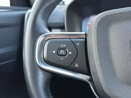 Photo 13 Volvo Xc40  T2 129 ch Geartronic 8