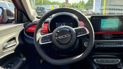 Photo 13 Fiat 600  T-Gen 3 1.2 Hybrid 110ch eDCT6