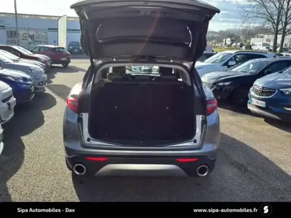 Photo 5 Alfa Romeo Stelvio  2.2 160 ch AT8