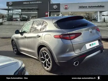 Photo 6 Alfa Romeo Stelvio  2.2 160 ch AT8