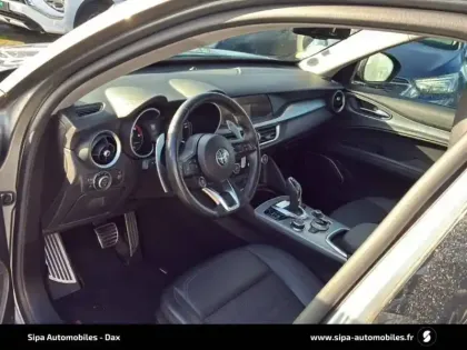 Photo 17 Alfa Romeo Stelvio  2.2 160 ch AT8