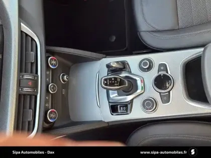 Photo 22 Alfa Romeo Stelvio  2.2 160 ch AT8