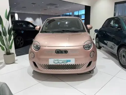 Photo 1 Fiat 500  e 95 ch