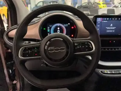 Photo 20 Fiat 500  e 95 ch