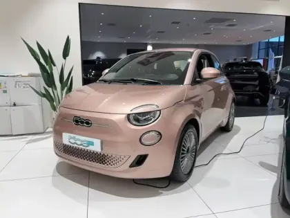 Photo 2 Fiat 500  e 95 ch