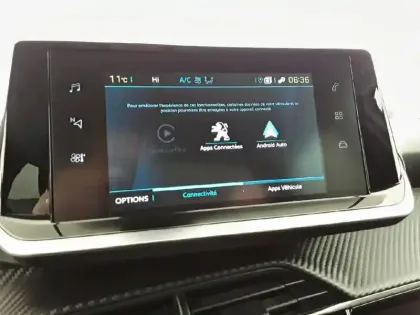 Photo 19 Peugeot 2008  Electrique 136 ch